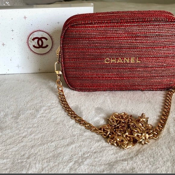 NEW CHANEL Crossbody Bag Holiday COMPLETE with the Chanel Lipgloss Trio - Picture 11 of 11